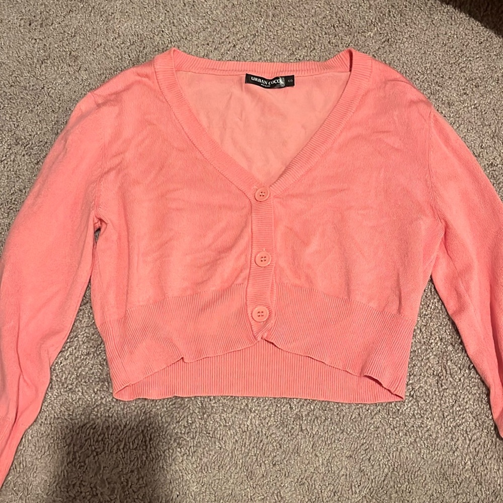 Light pink cropped sweater